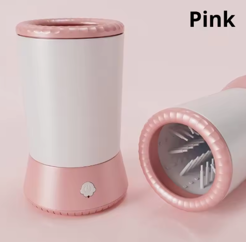 Dispositivo automático, silencioso e impermeable para una limpieza rápida de las patas